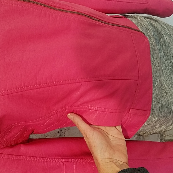 Like New Kut from the Kloth Faux Leather Motorcycle Jacket (Vegan) in Ho… - Picture 4 of 11